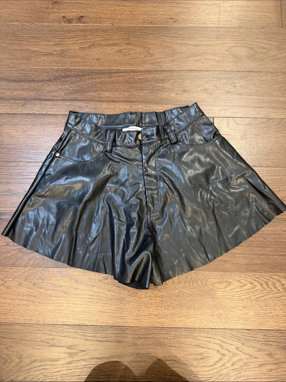 Olivaceous Black Faux Leather Flared Shorts Medium - C27-108